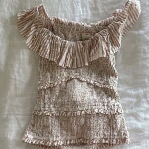 Off the shoulder backless summer top